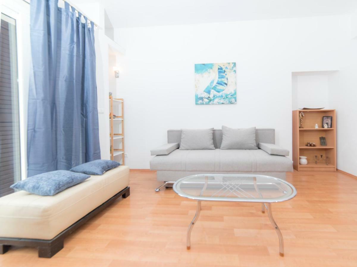 Apartment Niko Lokva Rogoznica