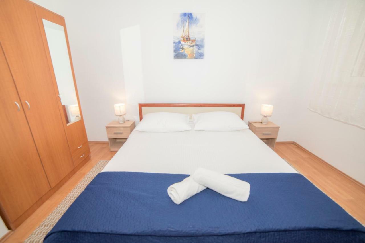 Apartment Niko Lokva Rogoznica