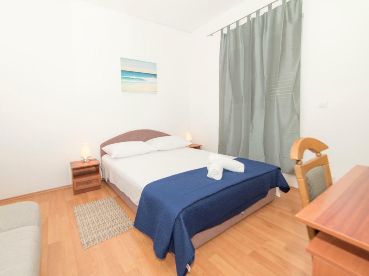 Apartment Niko Lokva Rogoznica